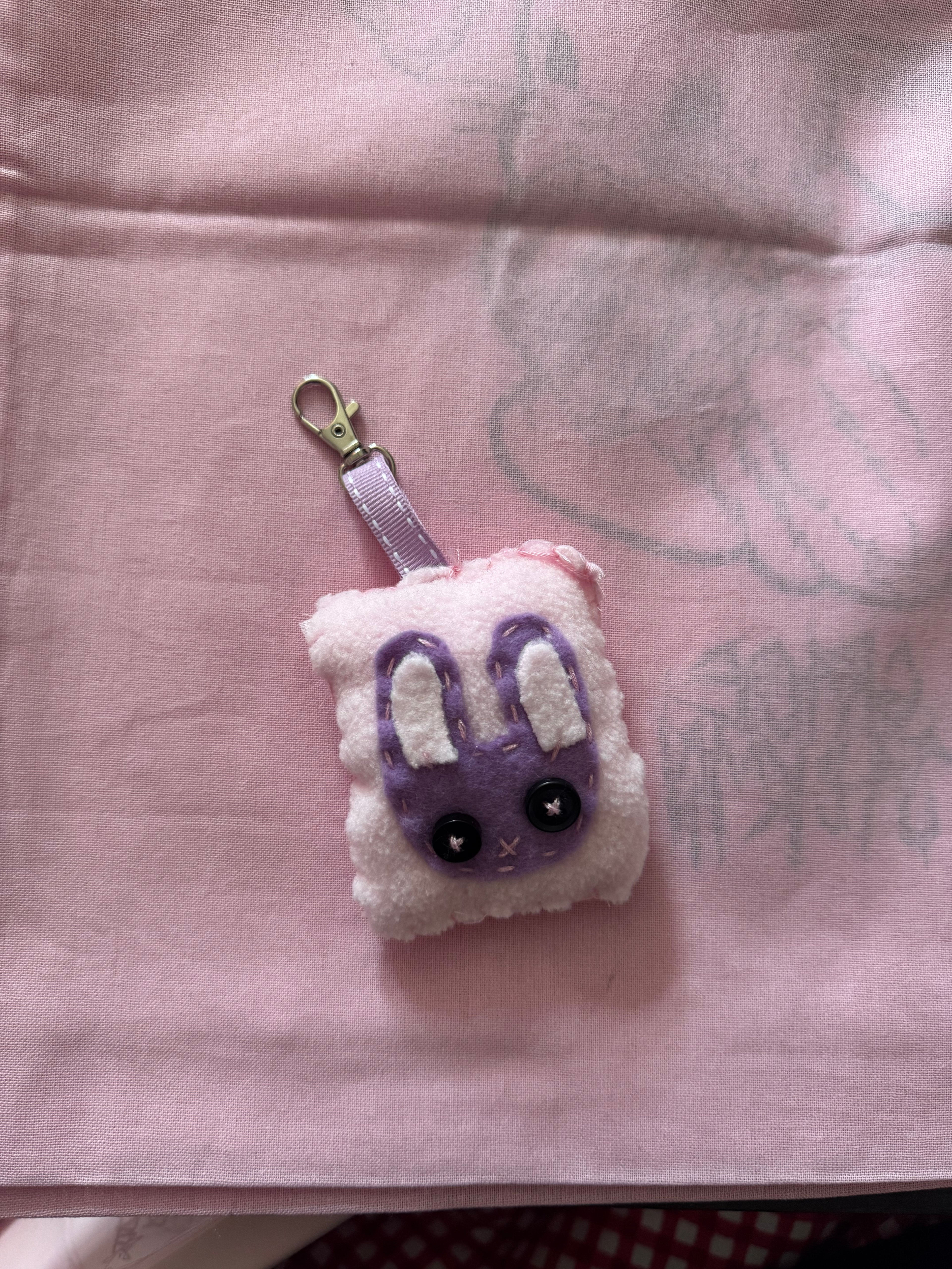 MINI BUNNY KEYCHAIN